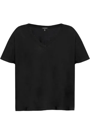 R13 Playera con cuello en V