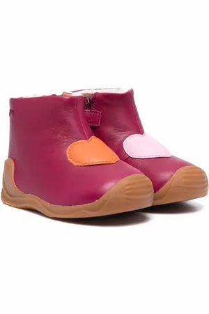Camper Botas Twins con motivo de corazón