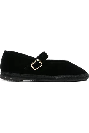 MANEBI Flats Studio Ella de x Alex Rivière