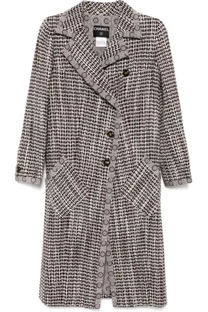 CHANEL Abrigo con botones 2001