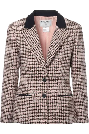 CHANEL Tweed blazer