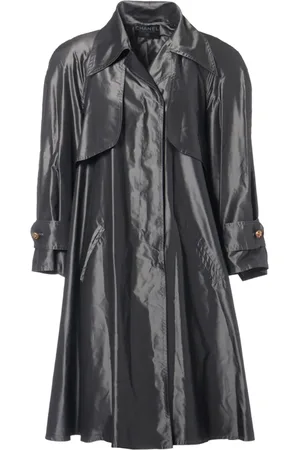 CHANEL Gabardina satinada