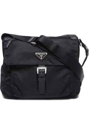 Prada Bolsa de hombro con triángulo esmaltado 2013-2023