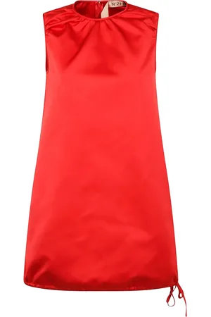 Nº21 Vestido corto con acabado satinado