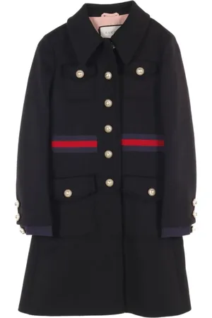 Gucci Abrigo con detalle Web 2010