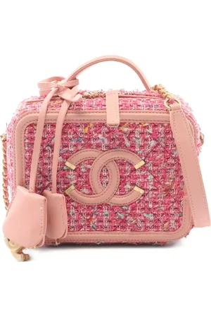 CHANEL Cosmetiquera CC Filigree pequeña 2019