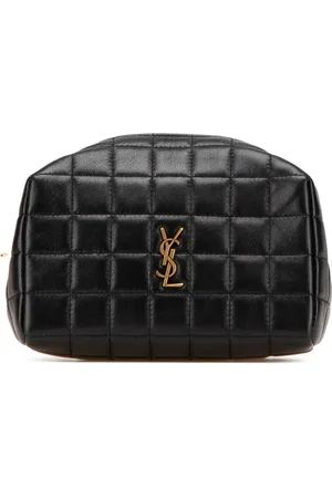 Saint Laurent Cosmetiquera Cassandre pequeña de piel de cordero capitonada 2023