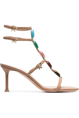 Gianvito Rossi Sandalias con tira en T y detalle de joyas