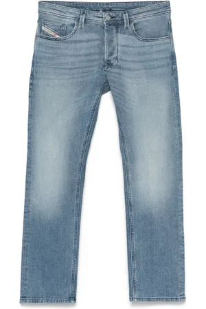 Diesel Jeans con parche del logo