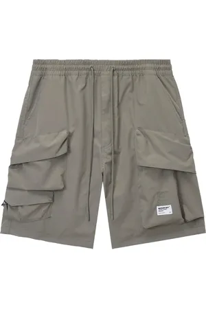 Musium Div. Shorts con logo bordado