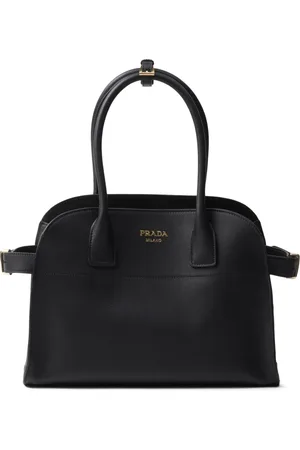 Prada Tote con letras del logo