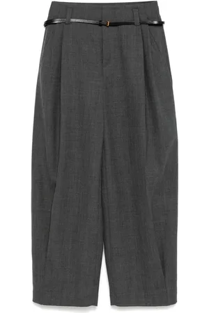 Less Pantalones anchos