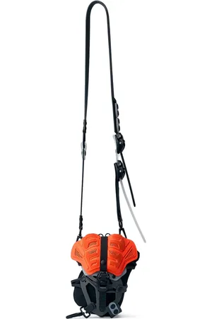 Innerraum Mochila tipo mensajero con logo estampado