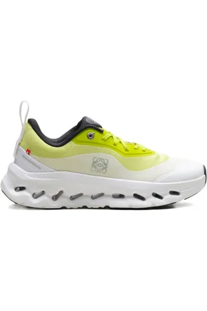 On Running Tenis Cloudtilt 2.0 Neon Yellow/White en colaboración con Loewe