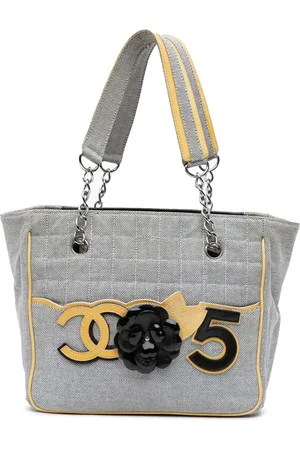 CHANEL Bolsa de hombro Camellia No. 5 Choco Bar de lona 2005-2006