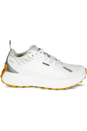 Norda Zapatillas con detalle reflectante