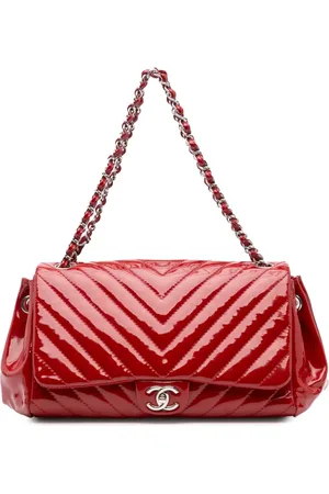 CHANEL Bolsa de hombro Accordion Single Flap en charol chevron con logo CC 2009-2010