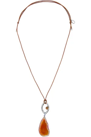 CAPSULE ELEVEN Collar Agate en colaboración con Pantone