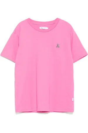 Izzue Playera con parche del logo