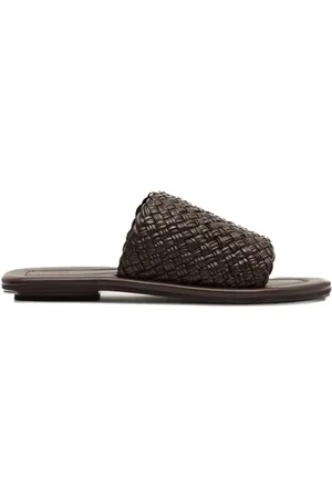 St Agni Flip flops entretejidas