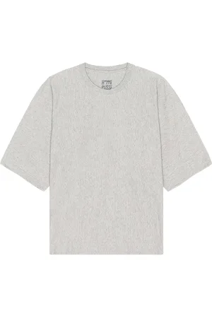 Issey Miyake Playera Release