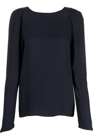 Nº21 Blusa con espalda en V y detalle plisado