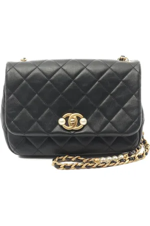 CHANEL Bolsa de hombro con capitonado de rombos 2021