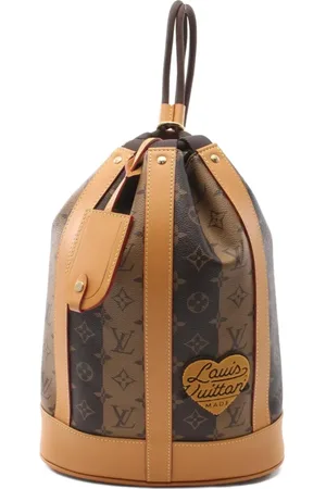 LOUIS VUITTON Bolsa bucket Randonnée 2021 en colaboración con NIGO