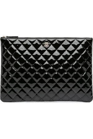 CHANEL Bolsa de mano O Case grande de charol 2019