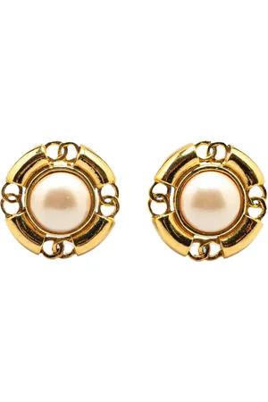 CHANEL Aretes Gold Plated CC Faux Pearl Clip on Earrings 1994