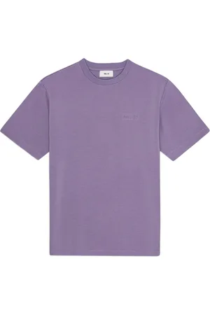 NN.07 Playera con logo bordado