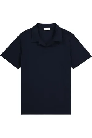 NN.07 Camisa con cuello tipo polo