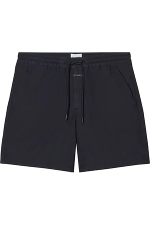 Closed Shorts con cordones en la pretina