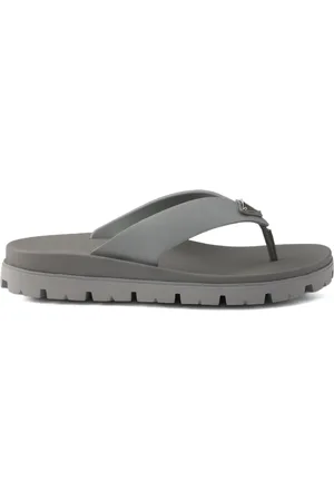 Prada Flip flops de goma