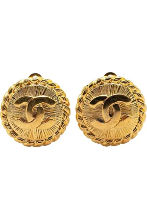 CHANEL Aretes Gold Plated CC Round Clip On Earrings 1970-1980