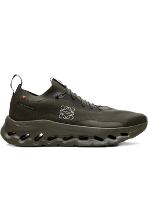 On Running Tenis Cloudtilt " Khaki Green" en colaboración con Loewe