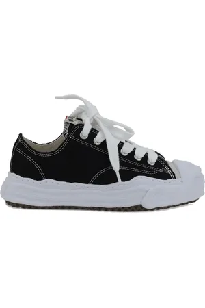Maison Mihara Yasuhiro Tenis