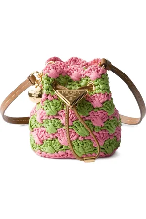 Prada Bolsa bucket tejida de crochet mini