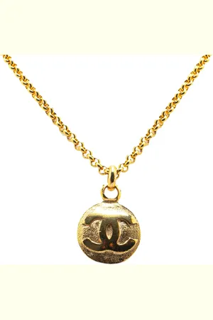 CHANEL Collar bañado en oro CC Round Pendant Necklace 1980-1990