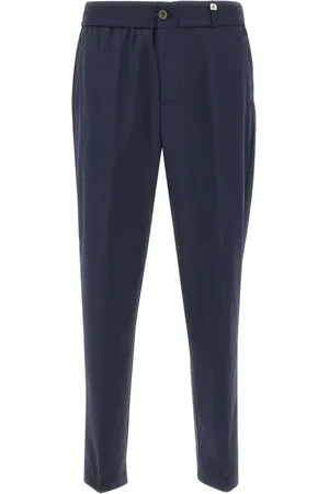MYTHS Pantalones Ade