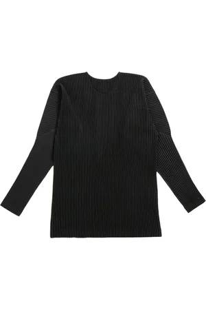 Issey Miyake Plissé-effect T-shirt