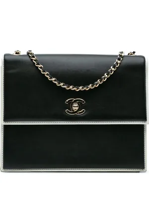 CHANEL Bolsa crossbody cuadrada Frame Flap de piel de becerro bicolor con logo CC 2017-2018