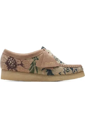 Clarks Wallabee "Beige Floral" boots