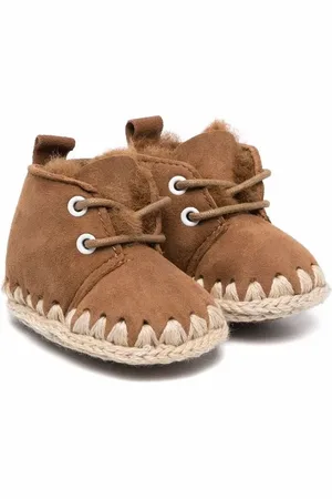 Mou Botas con agujetas