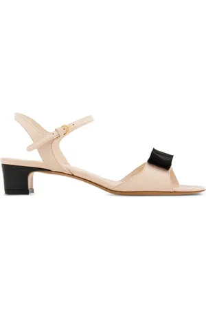 Salvatore Ferragamo Sandalias Vara