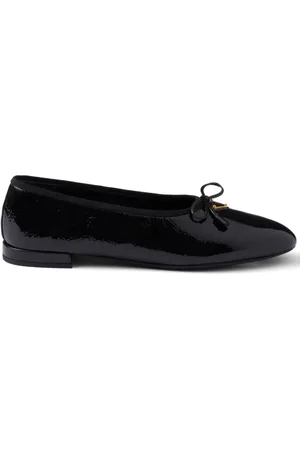 Prada Flats de piel