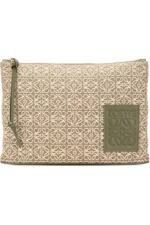 Loewe Bolsa de mano Anagram Jacquard Oblong Pouch 2022