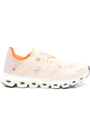 On Running On Cloud 6 sneakers