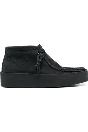 Clarks Botines de gamuza con agujetas