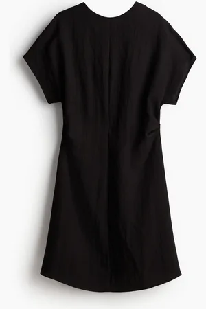 H&M Vestido con cintura ajustada